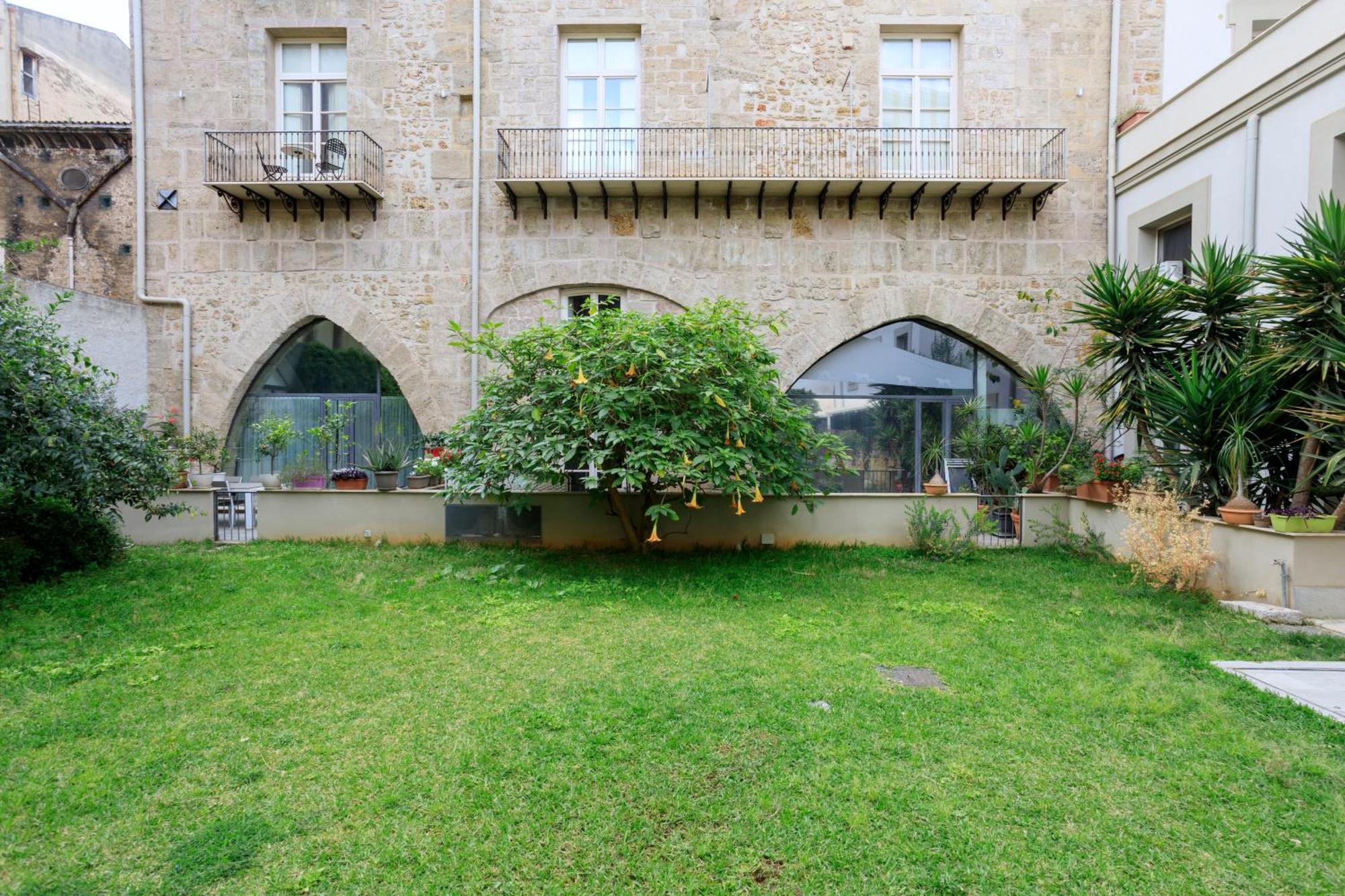 Tomasi Apartment Palermo Luaran gambar